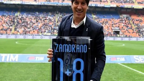 申花武汉三镇对决战平，谢鹏飞首开记录毕津浩读秒追平