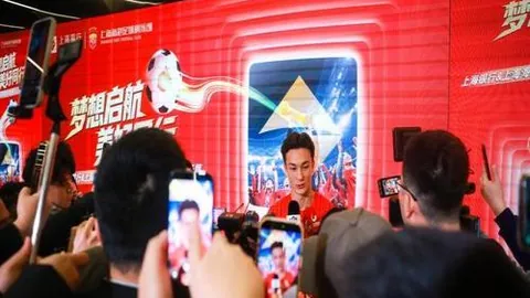 乌迪内斯完胜恩波利保持全胜，埃克伦坎普双响建功